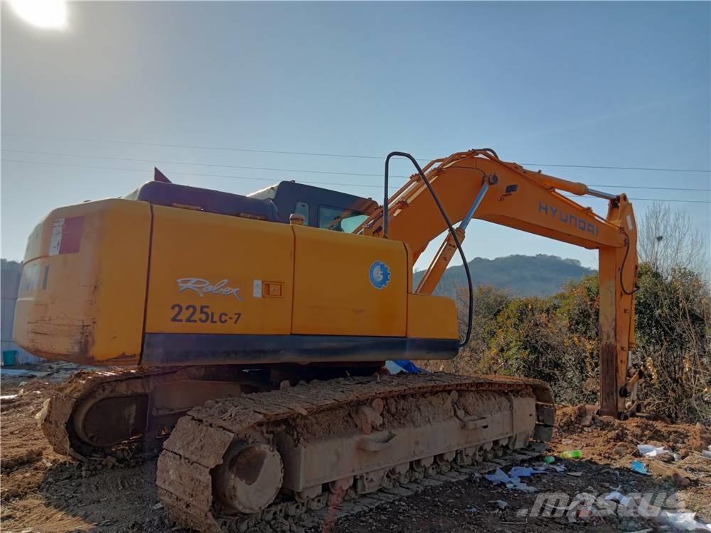 Hyundai R225LC-7 Escavadeiras de esteiras