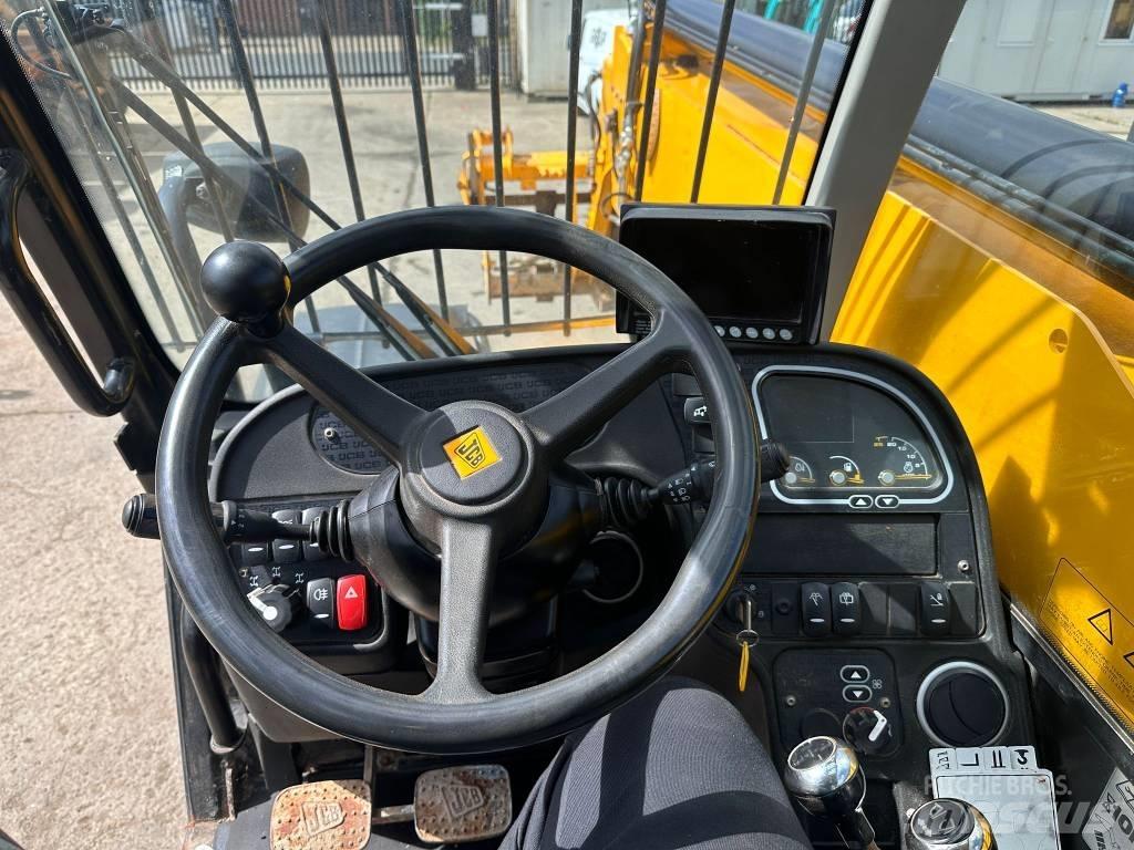 JCB 540-140 Manipulador telescópico