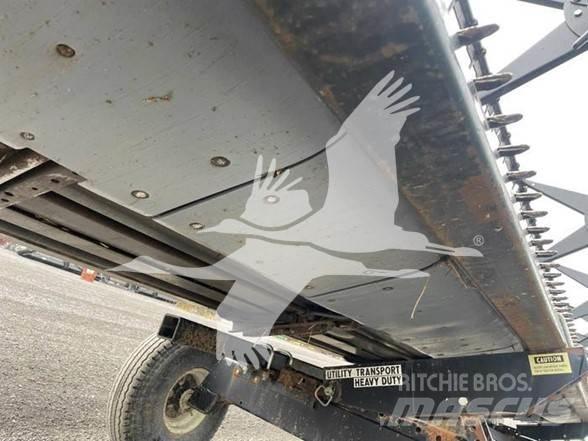 Agco 8200 Ceifeiras debulhadoras compactas