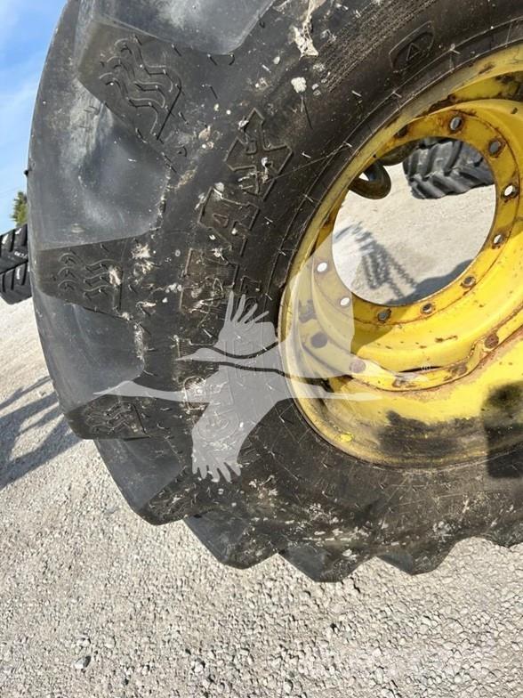 BKT 600/65R28 Construção - Outros
