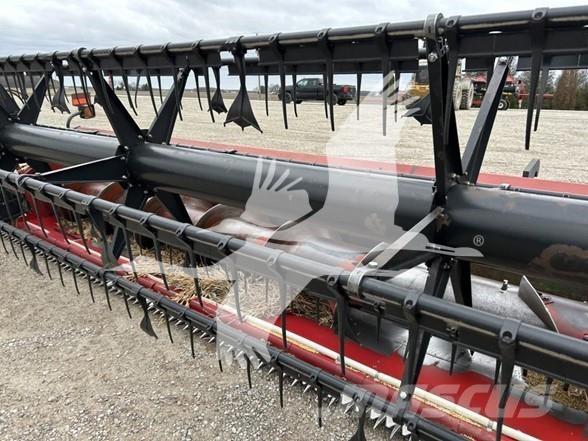 Case IH 1020 Ceifeiras debulhadoras compactas