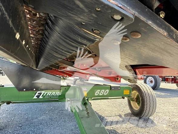Case IH 3020 Ceifeiras debulhadoras compactas