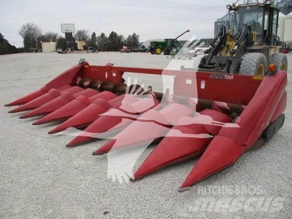 Case IH 3208 Ceifeiras debulhadoras compactas