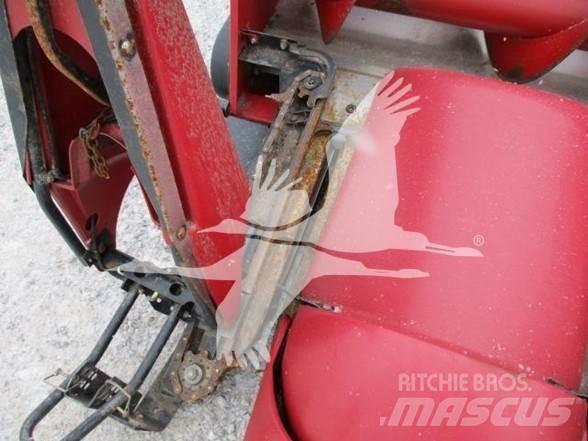 Case IH 3408 Ceifeiras debulhadoras compactas