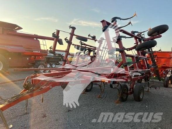 Case IH 4300 Cultivadoras