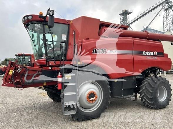 Case IH 8230 Ceifeiras debulhadoras