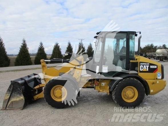 CAT 906M Carregadeiras de rodas