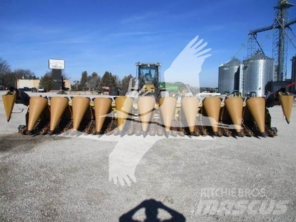 CLAAS 12-30 Ceifeiras debulhadoras compactas