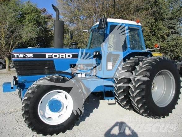 Ford TW35 Tratores Agrícolas usados