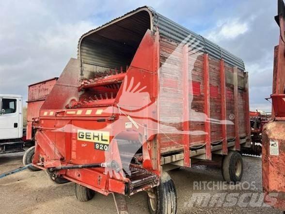 Gehl BU920 Reboques forrageiros