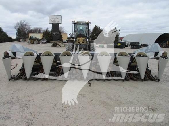 Gleaner 3000 Ceifeiras debulhadoras compactas