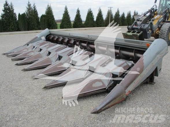 Gleaner 830 Ceifeiras debulhadoras compactas