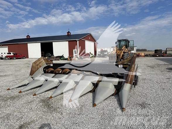 Gleaner R636 Ceifeiras debulhadoras compactas