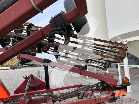 J&M TF212 Outras máquinas de lavoura e acessórios