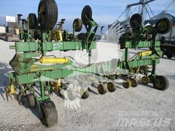John Deere 85 Cultivadores de cultura em linha