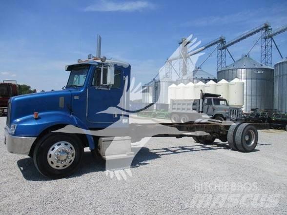 Peterbilt 330 Camiões de chassis e cabine