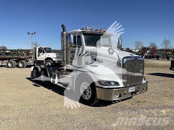 Peterbilt 384 Cavalos Mecânicos