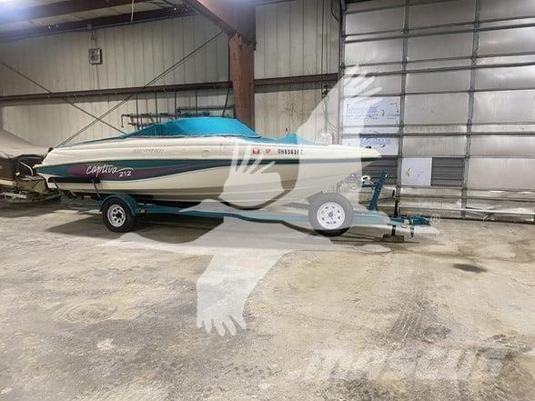  RINKER 21257LM Batelőes / barcaças