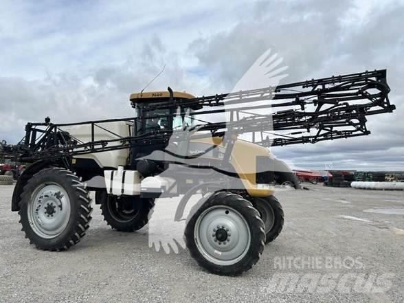 SpraCoupe 7660 Pulverizadores Automotrizes