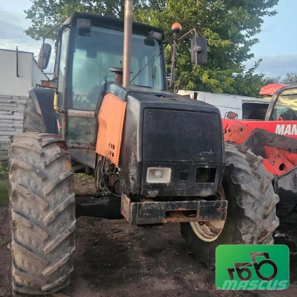 Valmet 8350. Parts Tratores Agrícolas usados