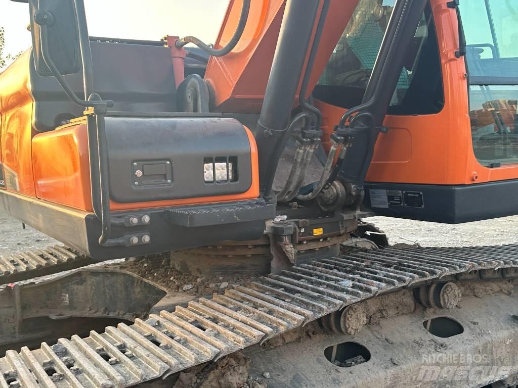 Doosan DX220LC-9 Escavadeiras de esteiras