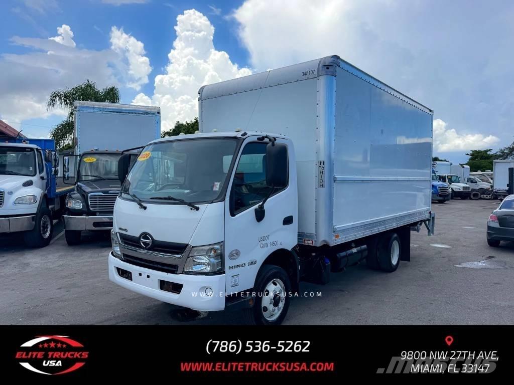 Hino 155 Caminhões de caixa fechada