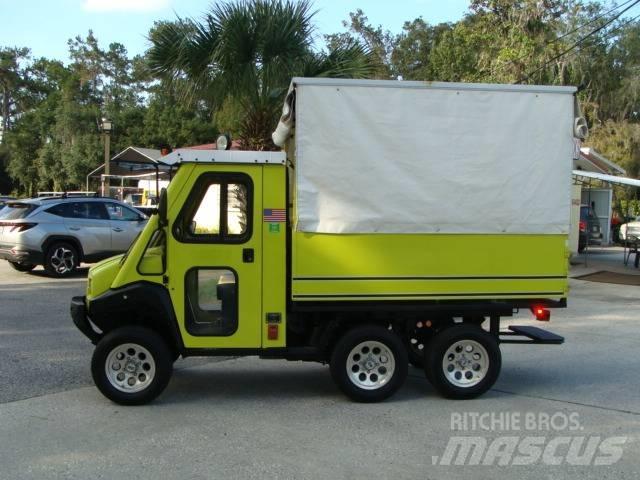 Kawasaki MULE 6X4 Máquinas utilitárias