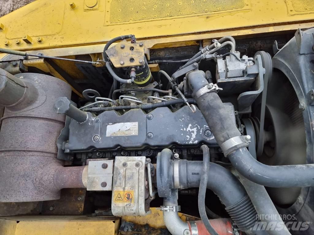 Komatsu PC 210-8 Escavadeiras de esteiras