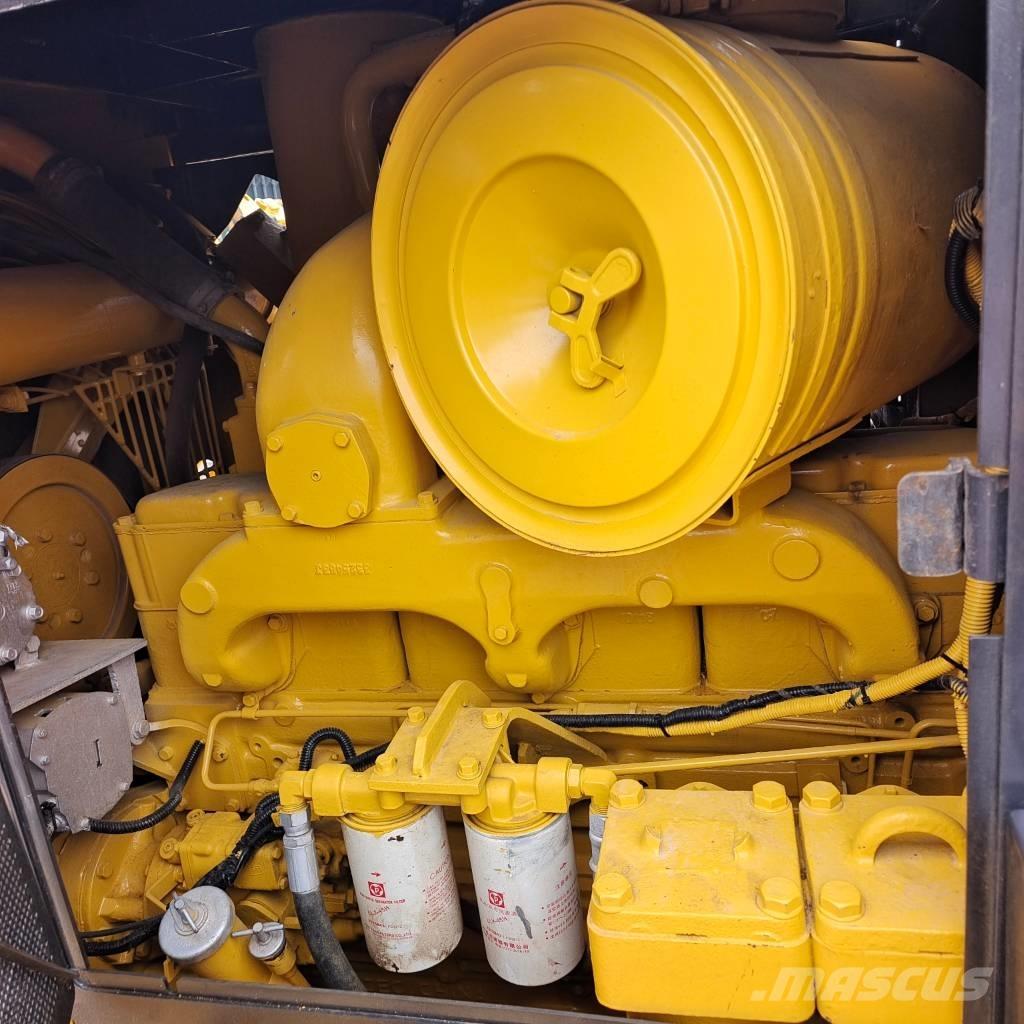 Shantui SD 22 Dozers - Tratores rastos