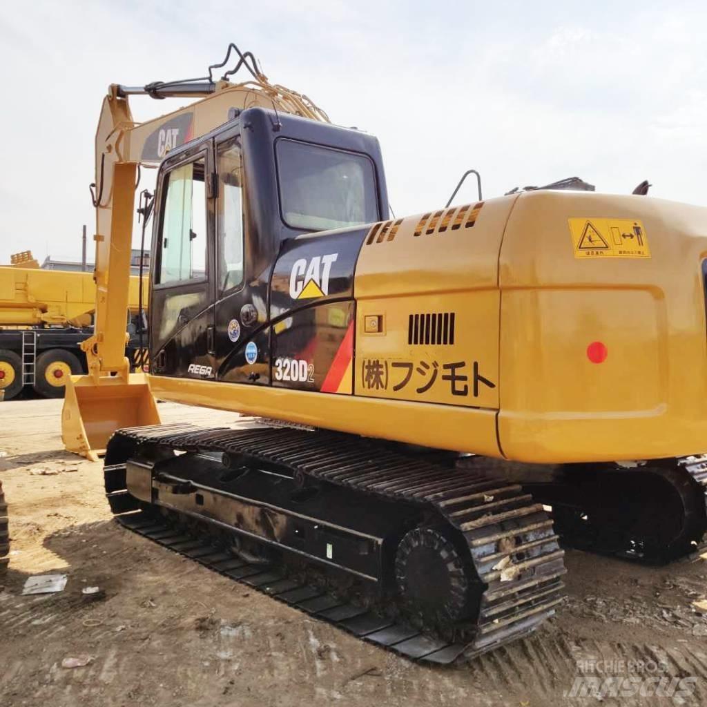 CAT 320D Escavadeiras de esteiras