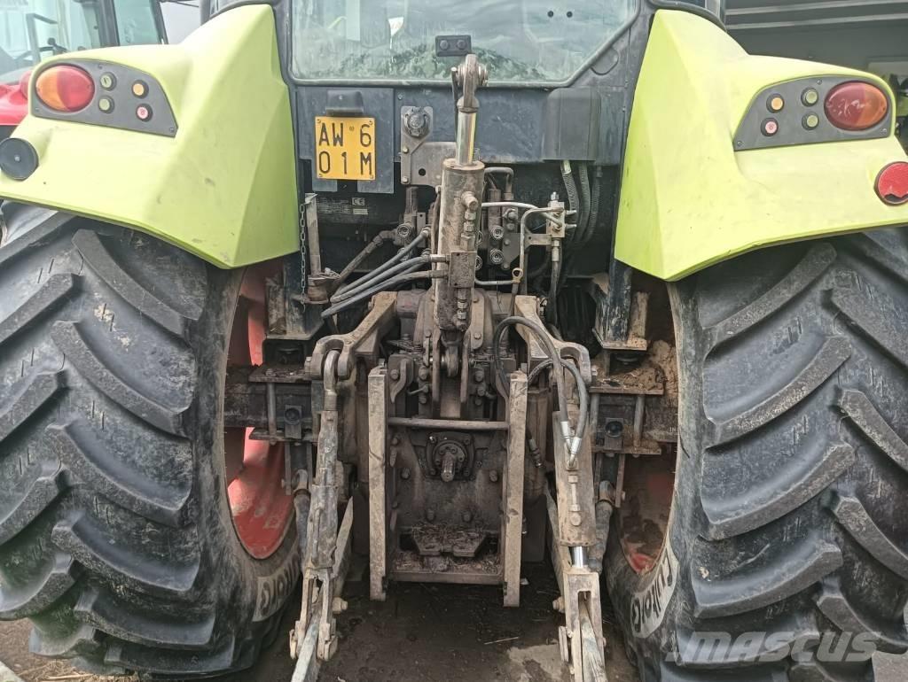 CLAAS Arion 420 Tratores Agrícolas usados