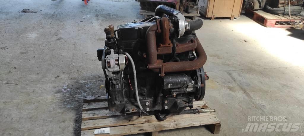 Yanmar 4TNE100 Motores agrícolas
