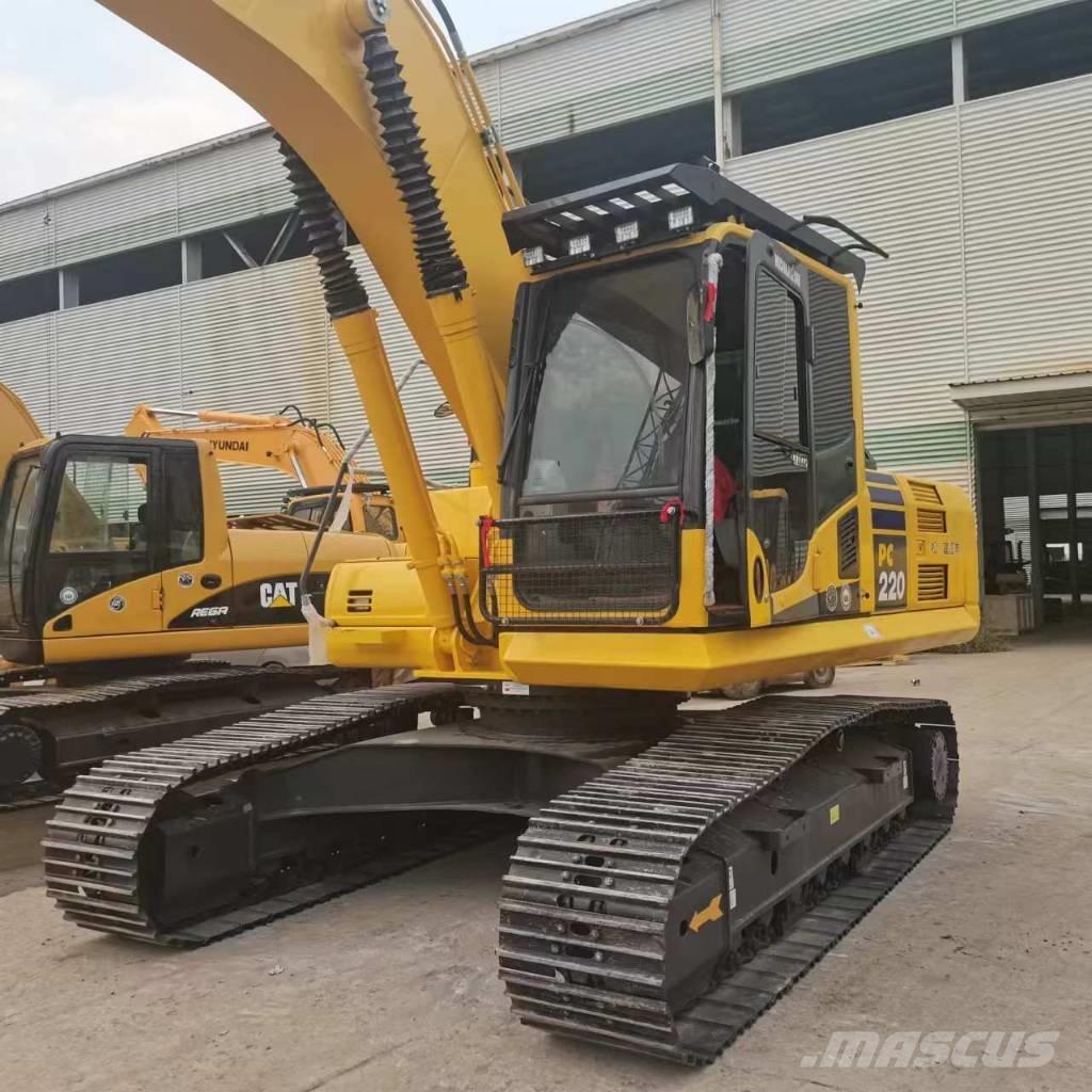 Komatsu PC 220-8 Escavadeiras de esteiras