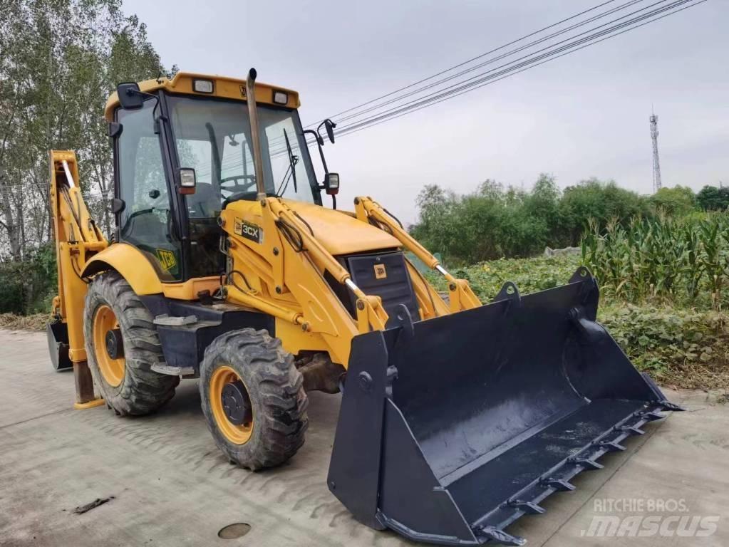 JCB 3 CX Retroescavadeiras