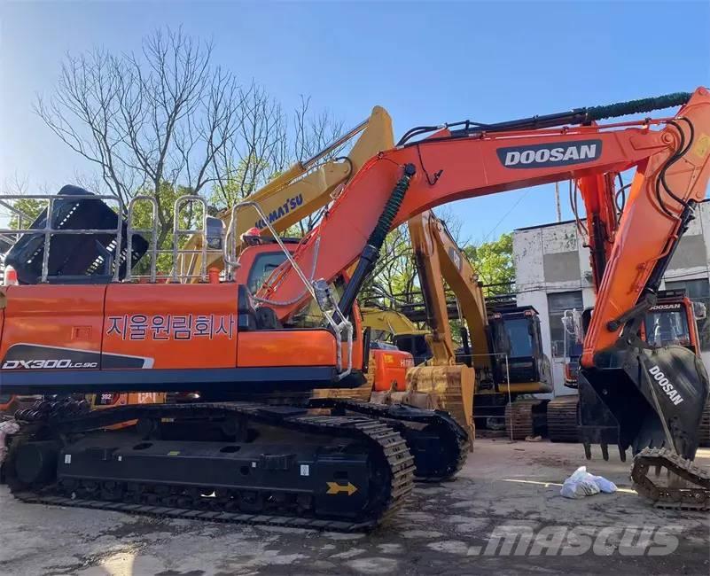Doosan DX300LC-9C Escavadeiras de esteiras