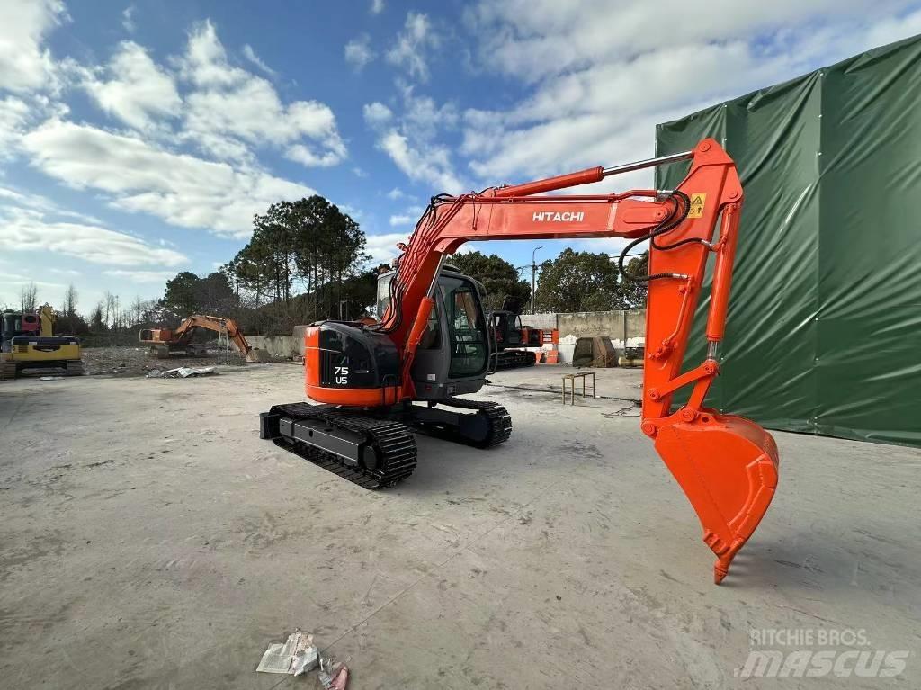 Hitachi ZX75US Miniescavadeiras