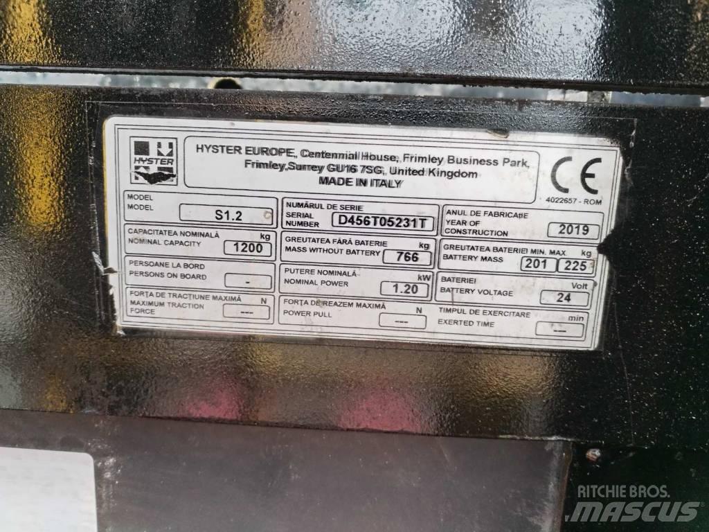 Hyster S 1.2 Empilhador para operador externo