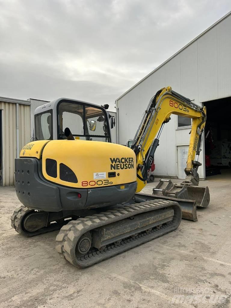 Neuson 8003 Escavadoras Midi 7t - 12t