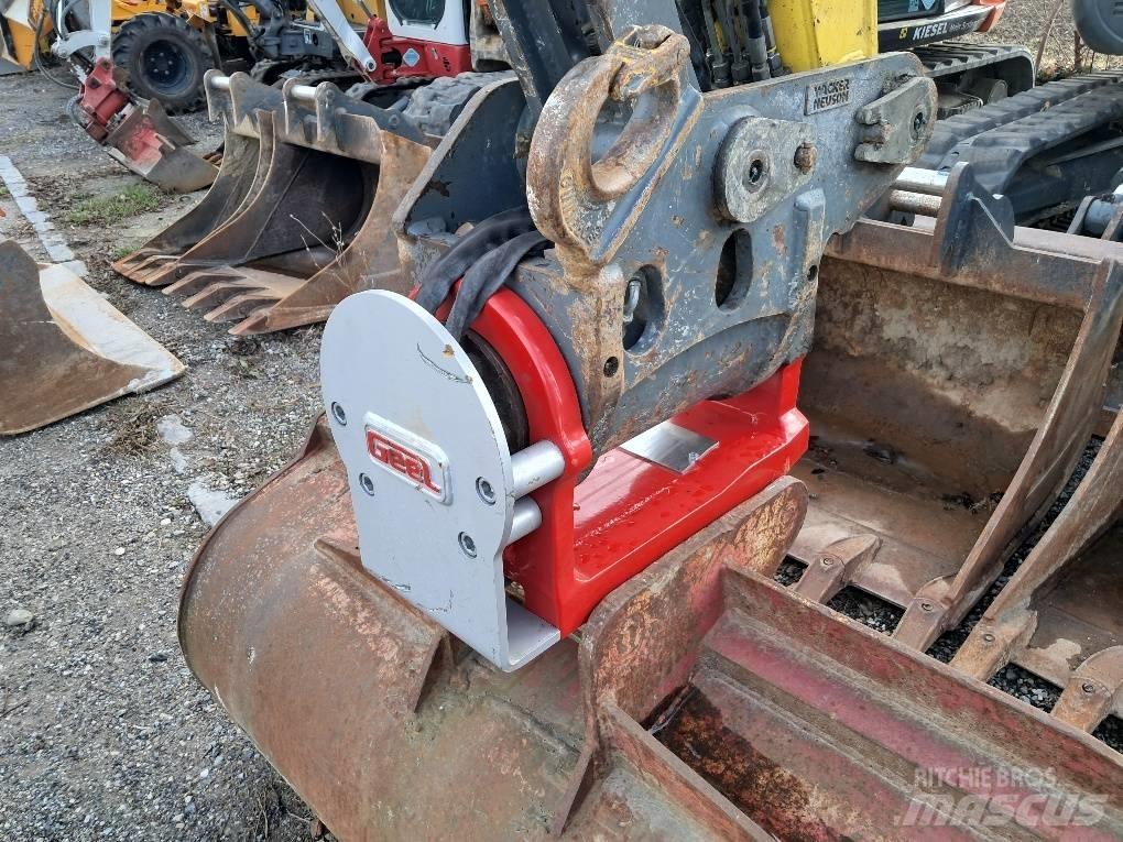 Neuson 8003 Escavadoras Midi 7t - 12t