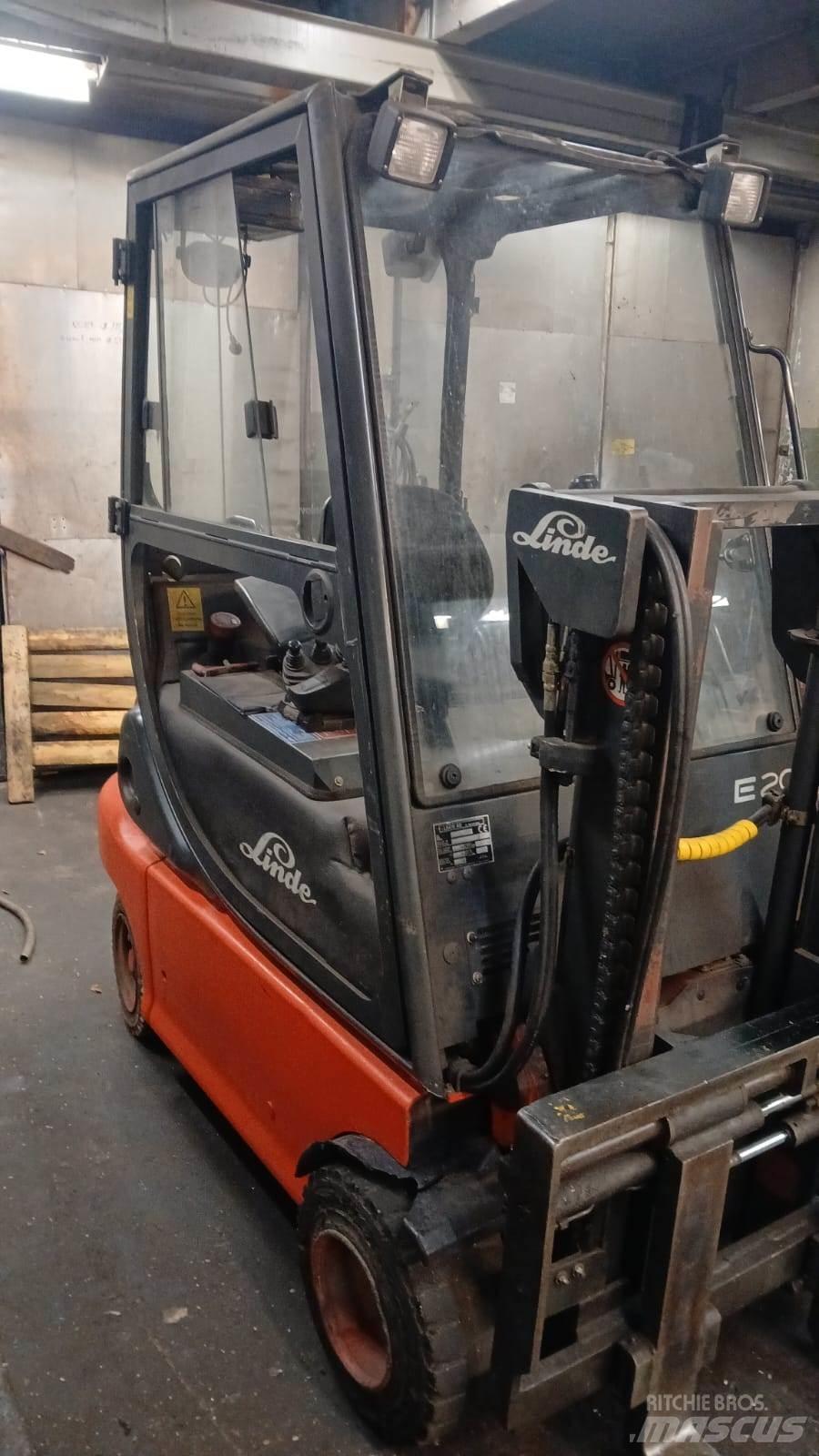 Linde E20P-02 Empilhadores eléctricos