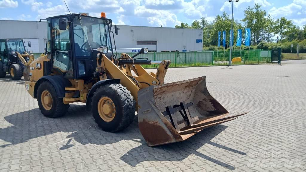 CAT 907 M Carregadeiras de rodas