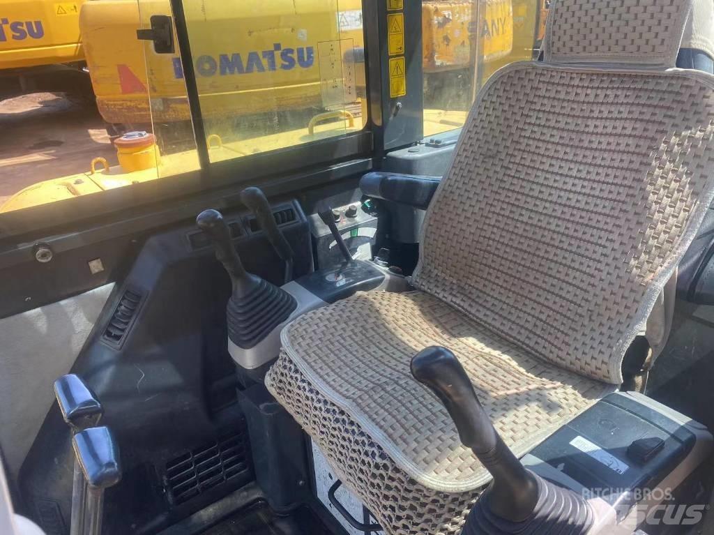 Komatsu PC56 Escavadeiras de esteiras