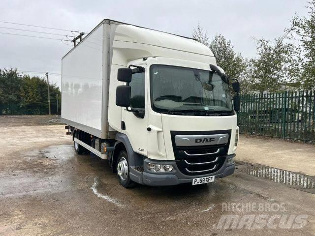 DAF LF180 Caminhões de caixa fechada