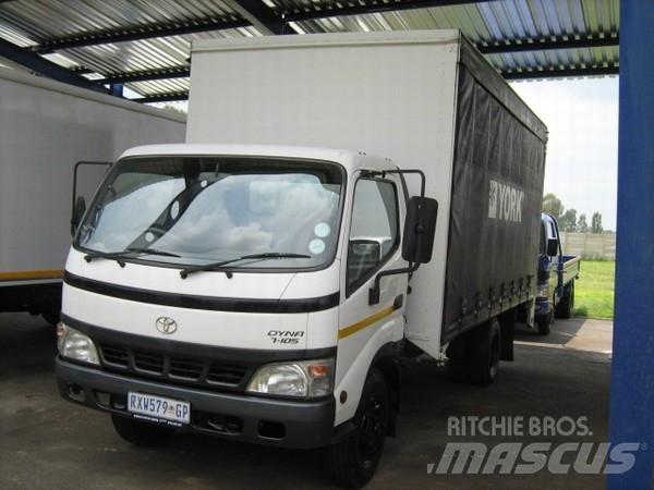 Toyota Dyna 7105 Camiões caixa cortinas laterais