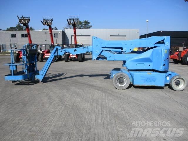 JLG E 400 AJPN (848) Elevadores braços articulados