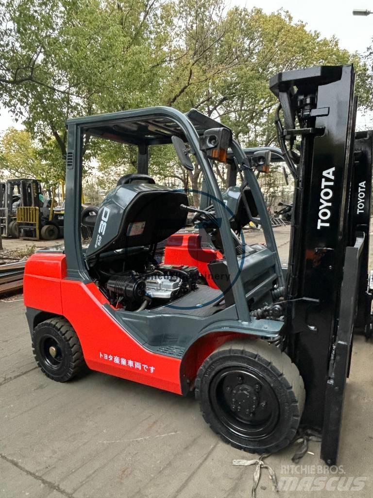 Toyota FDZN 30 Empilhadores Diesel
