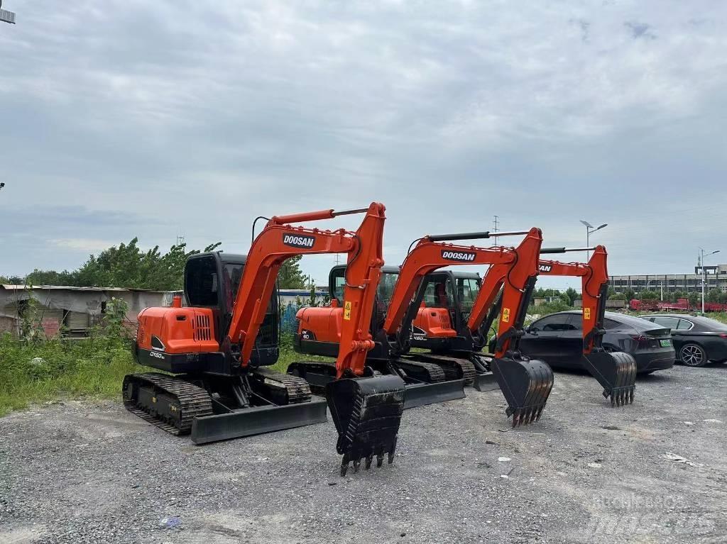 Doosan DX60-9 Miniescavadeiras