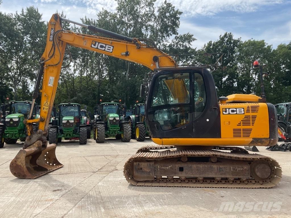 JCB JS145 Escavadeiras de esteiras