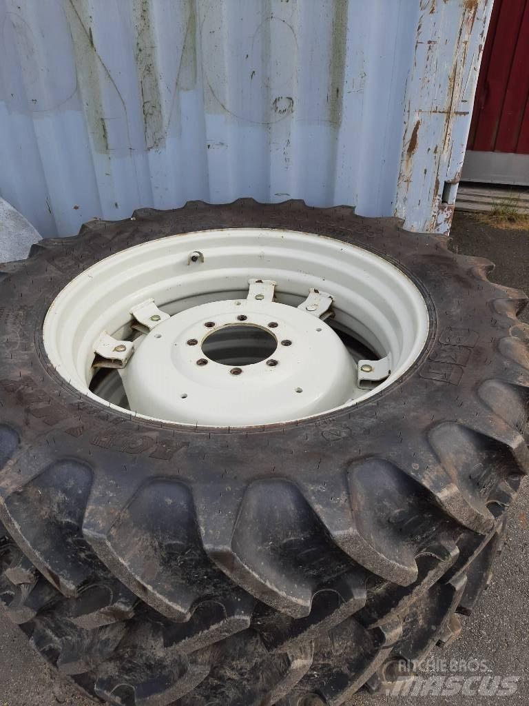 BKT 380/85R34 Outros acessórios de tractores