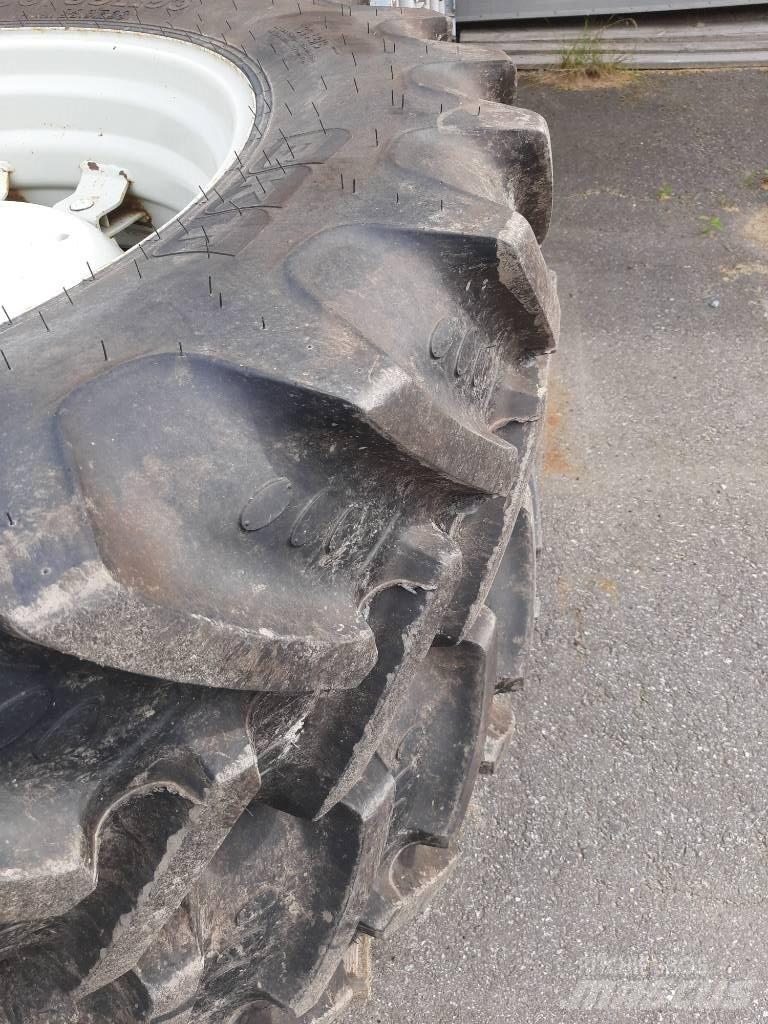 BKT 380/85R34 Outros acessórios de tractores